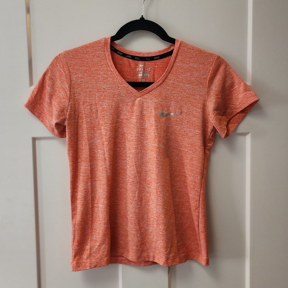 Nike Dri Fit Short Sleeve Top in Salmon Peach Pink Orange